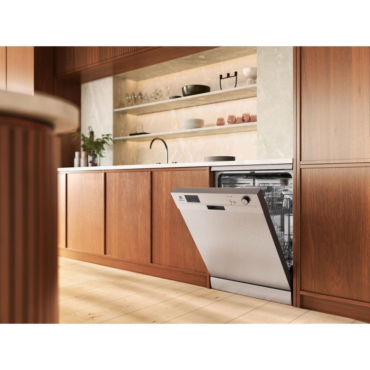 60cm Electrolux UltimateCare 300 Dishwasher