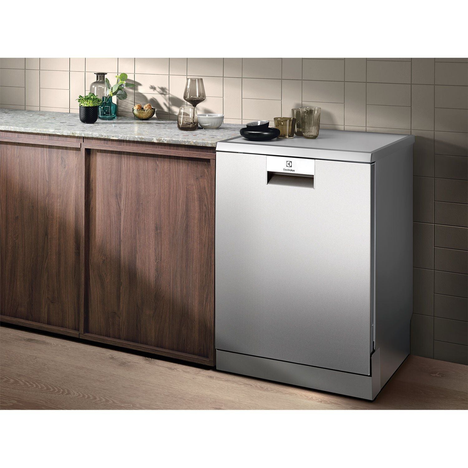 60cm Electrolux UltimateCare 900 Dishwasher