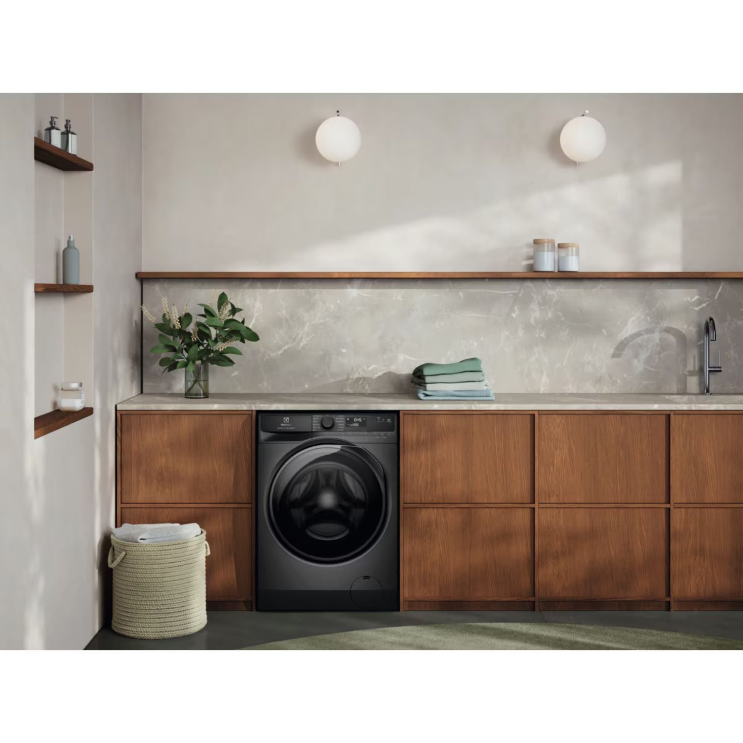 13kg Electrolux UltimateCare 500 Washing Machine